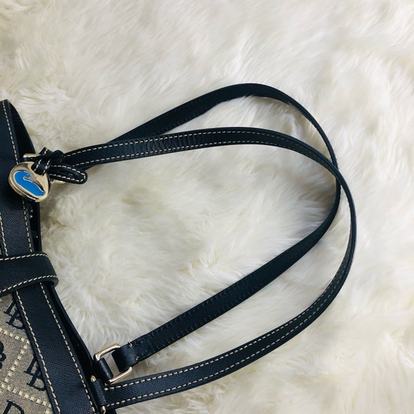DOONEY & BOURKE✨ - Picture 5 of 10